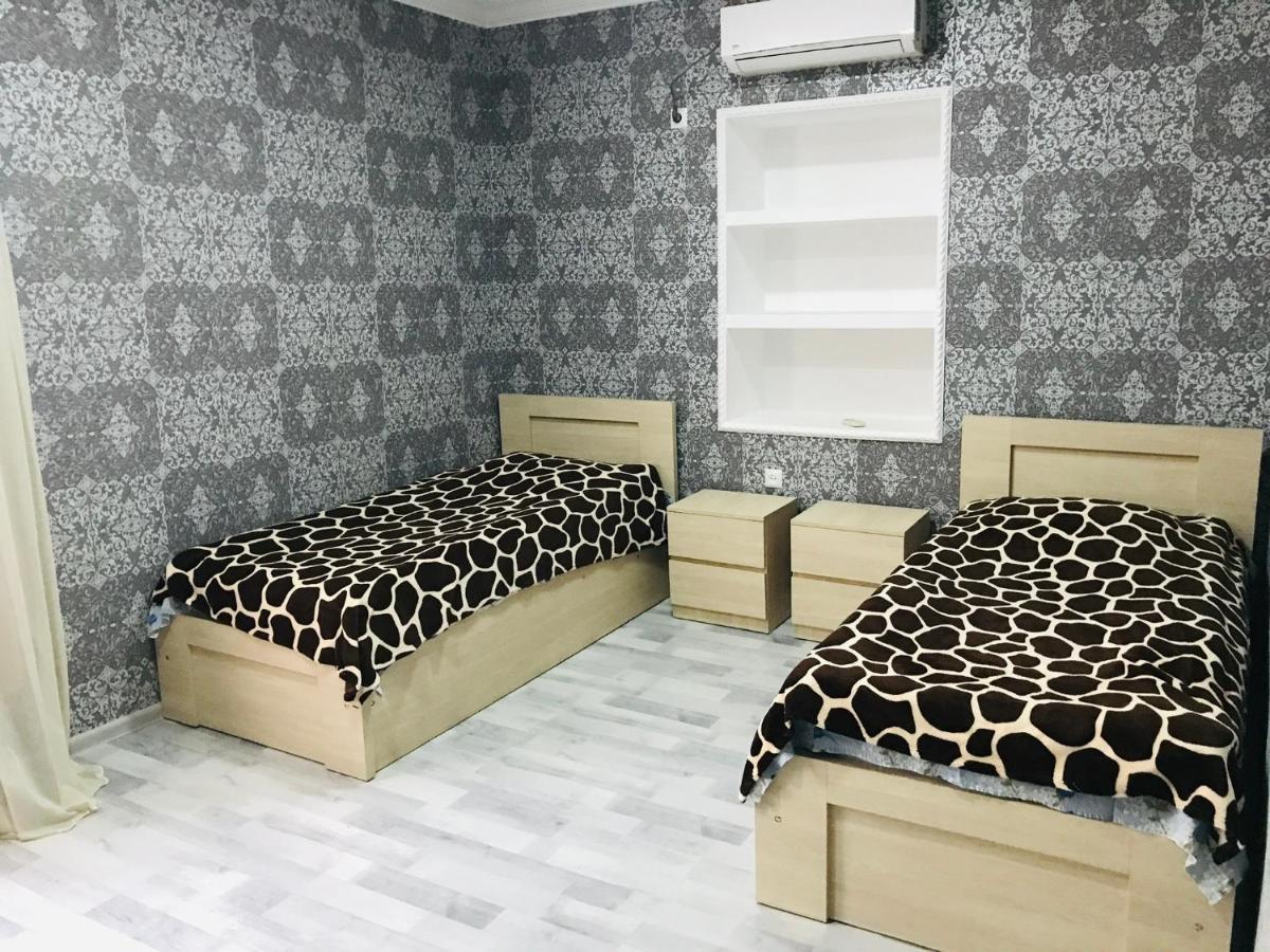 Hotelruslan Pʼotʼi 外观 照片